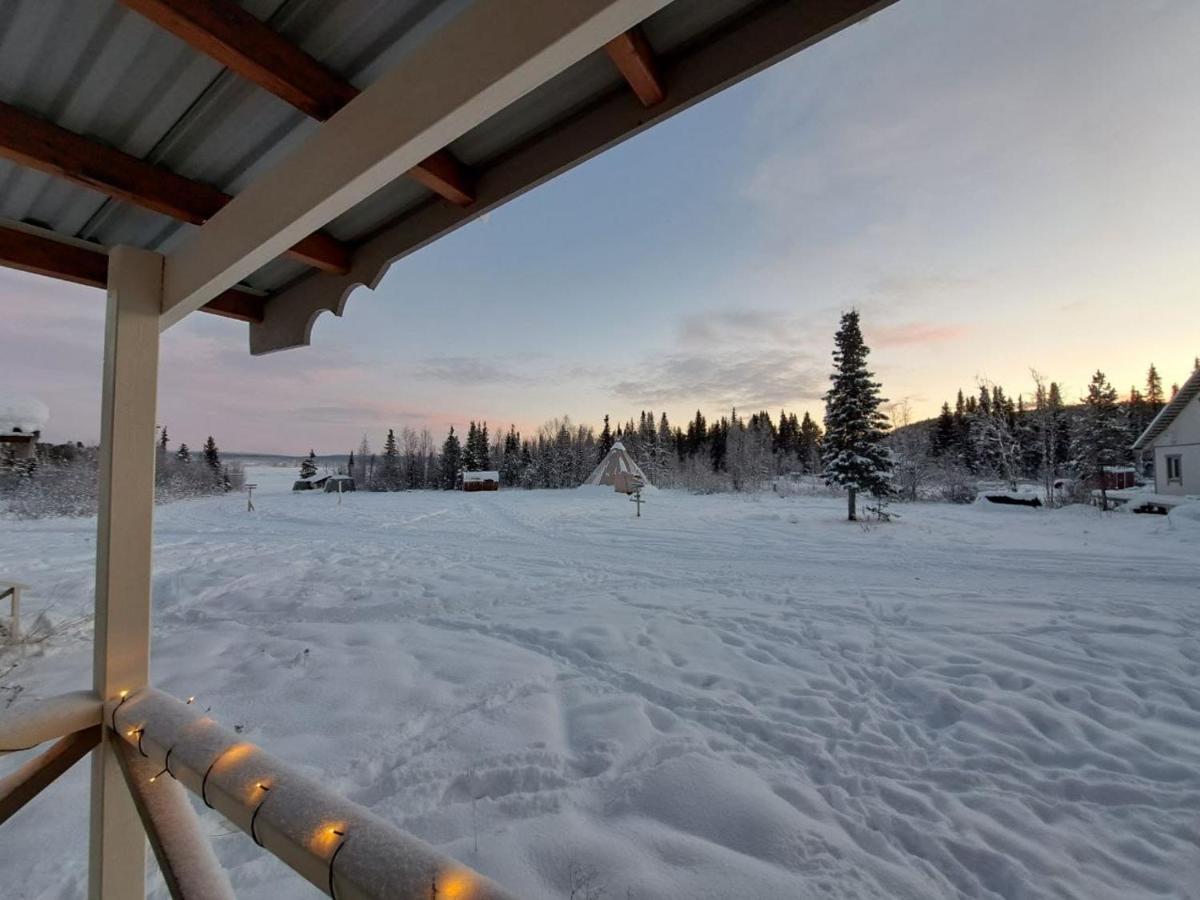 Aurora River Camp Glass Igloos & Cabins Кируна Экстерьер фото